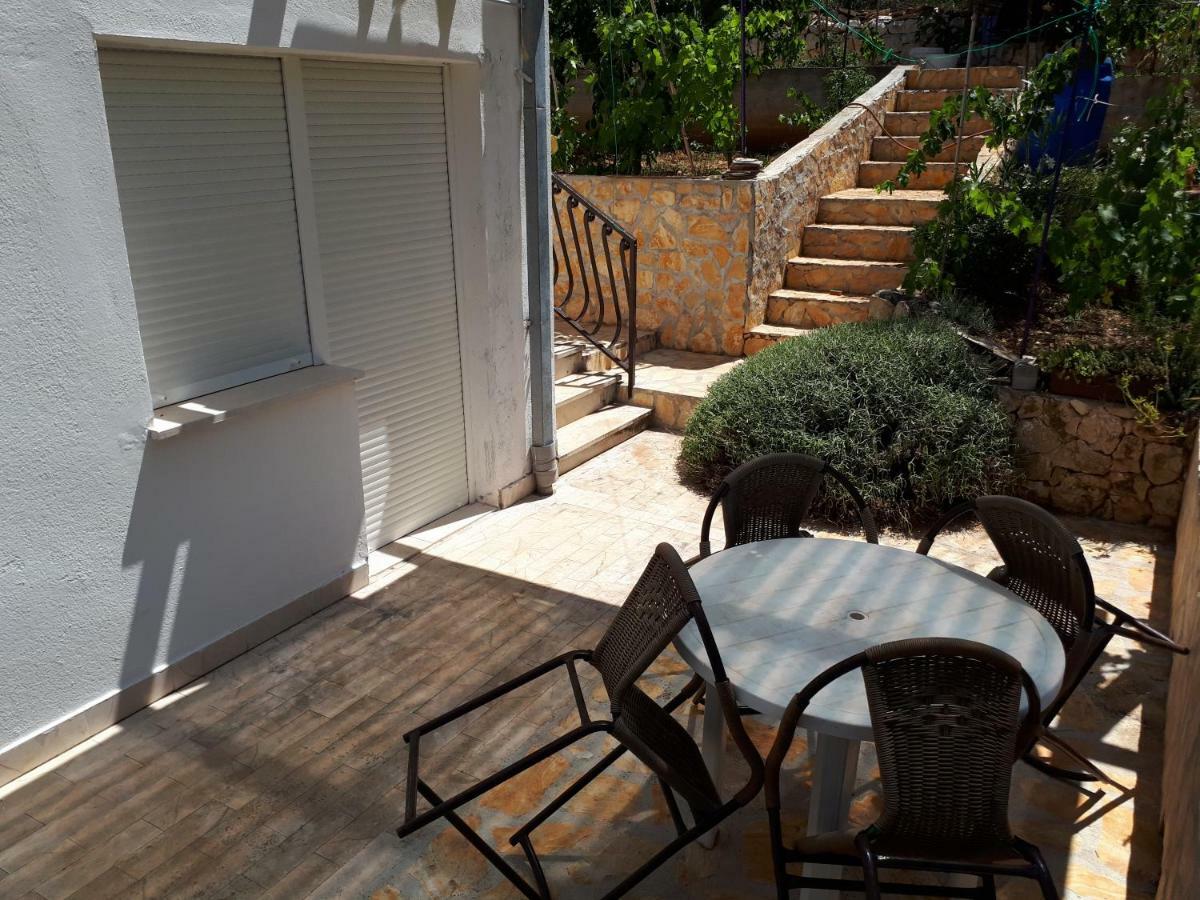 Apartments Luki Trogir Exterior photo