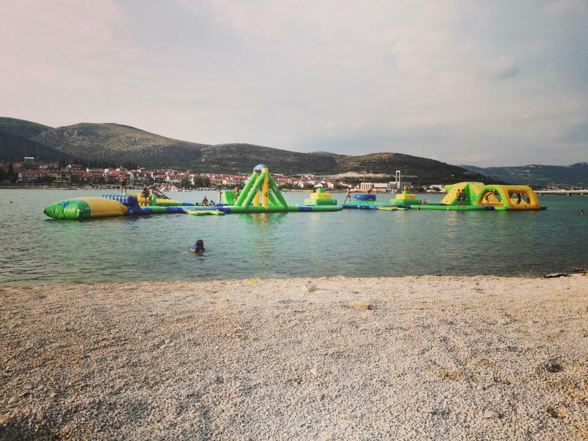 Apartments Luki Trogir Exterior photo